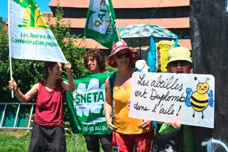 France / Pétition: 1,6 million de personnes sont contre une récente loi sur les pesticides