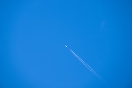 49 Menschen an Bord / Passagierflugzeug stürzt im Osten Russlands ab
