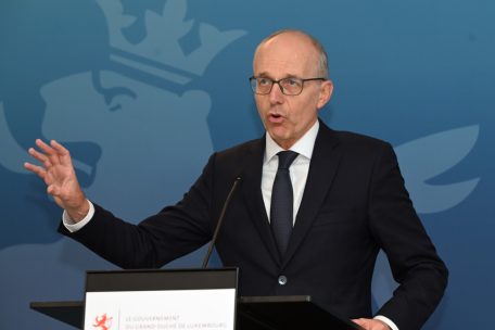 Regierungsrat / Staat will sich mit 150 Millionen Euro an Strom-Netzkosten beteiligen