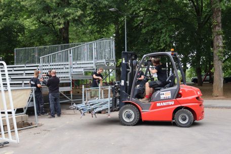 Die meisten freiwilligen Helfer sind ein eingespieltes Team