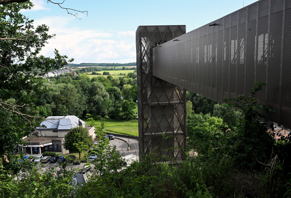 Hesperingen / Auf zum Holleschbierg und noch viel weiter: Aufzug und Radweg stehen bereit