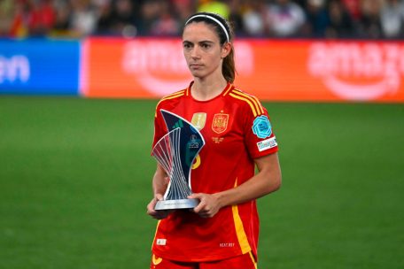 Eine sichtlich enttäuschte Aitana Bonmati wurde zur Spielerin des Turniers gekürt 