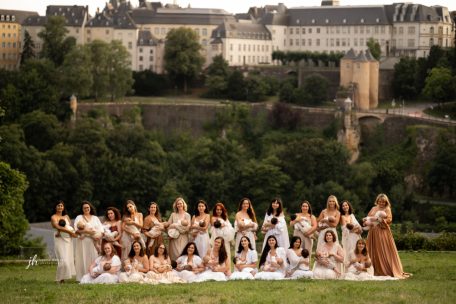 Weltstillwoche / Mütter posieren für mehr Akzeptanz