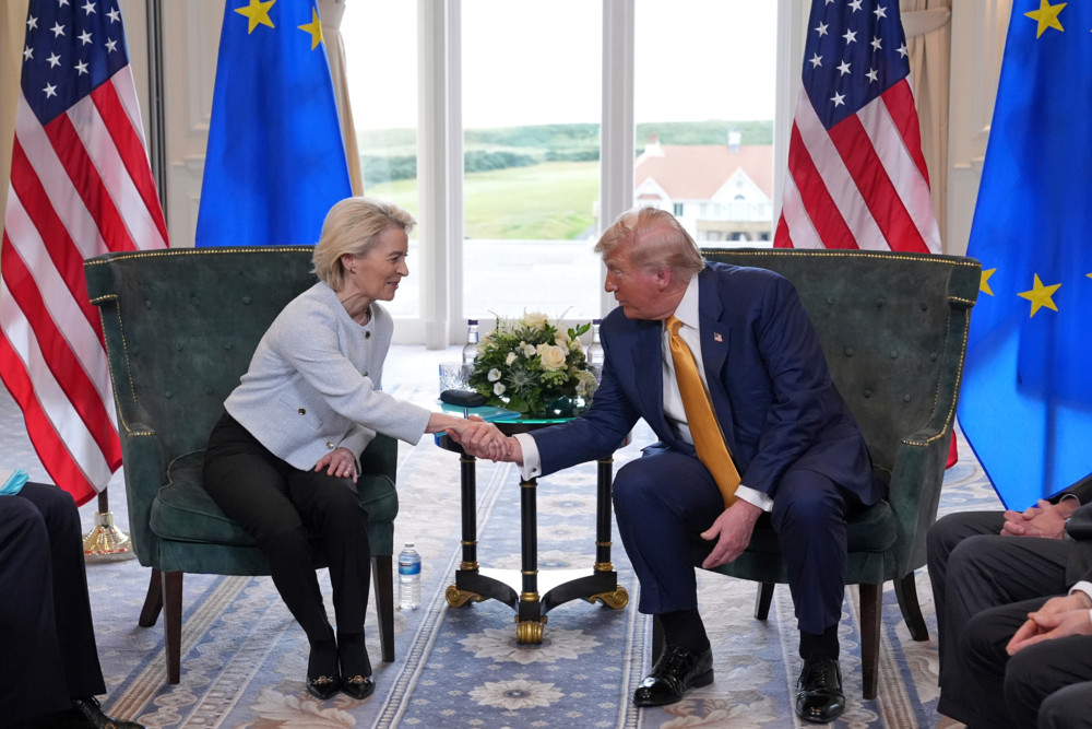 Forum von Robert Goebbels / Falsche Freunde und richtige Feinde: Die Europäer benötigen selbstbewusste Partnerschaften