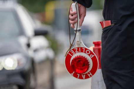 Schengen / Geschwindigkeitsbegrenzung und Einspurigkeit fallen weg – aber die Grenzkontrollen bleiben