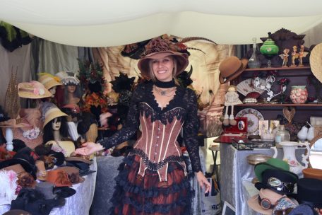 Echternach / Alice und Melusina: Wie zwei Steampunk-Kunsthandwerkerinnen ihre Leidenschaft entdeckten