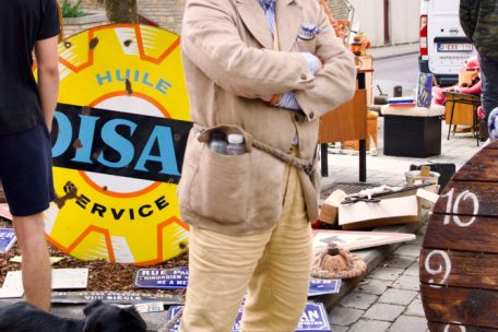 Unternehmer Pascal Zimmer auf der Suche nach Inspiration für sein nächstes Interior-Projekt