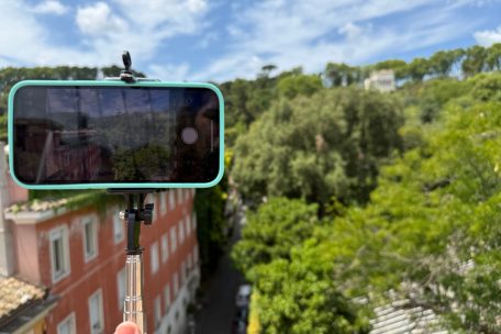 Editorial / Der Selfie-Wahn entpuppt sich als Problem für Mensch und Umwelt