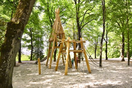 Esch / Provisorium ersetzt die Burg des Galgenberg-Spielplatzes