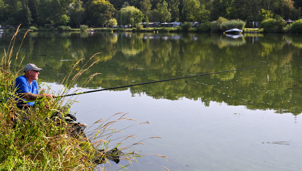 An der Mosel / „Wenn das so weitergeht, gibt es uns in ein paar Jahren nicht mehr“: Beim Training mit dem Sportfischer Joé Altmann 