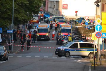 Völklingen / Polizist stirbt nach Tankstellenraub durch Schüsse