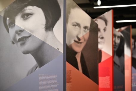 Eindruck von der Vernissage der Ausstellung &bdquo;R&eacute;sistance, R&eacute;pression, D&eacute;portation: Femmes de France et du Luxembourg au camp de concentration de Ravensbr&uuml;ck, 1942-1945&ldquo;