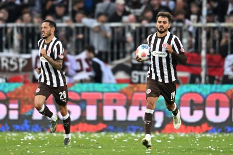 Luxemburger im Ausland / Danel Sinani läuft sich für WM-Quali warm – Luc Holtz feiert gelungenes Debüt