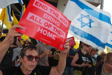 Tel Aviv / Hunderttausende bei Demo in Israel für Geisel-Befreiung