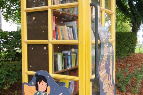 Bücher laden zum Träumen ein: Das scheint die Botschaft der Bücherkabine in Sandweiler zu sein