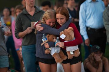 USA / Getötet aus Hass? Nach Schüssen an Schule ist Motiv unklar