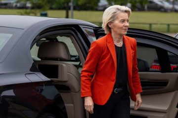 Attacke aus Russland? / Unbekannte stören GPS-Signal von Ursula von der Leyens Flugzeug