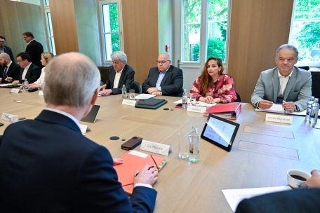 Sozialrunde / Was für ein Abkommen zwischen den Sozialpartnern spricht – und was nicht