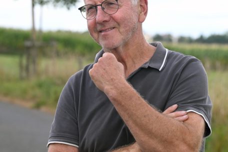 Hobbyschafzüchter Roger Brachmond