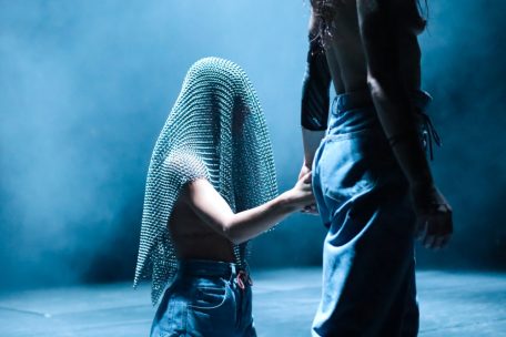 Ausdruck innerer Konflikte: Szene aus dem Tanzstück „Baby“
