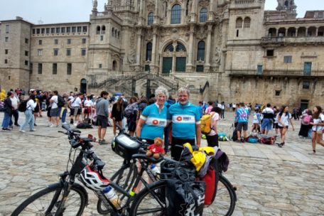 Pilgerfahrt / Mit dem Rad nach Santiago – für eine Welt ohne Kinderlähmung