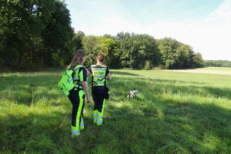 Schnüffelprofis auf Mission / „sichhënn.lu“ hilft mit Spürhunden bei der Suche nach vermissten Tieren
