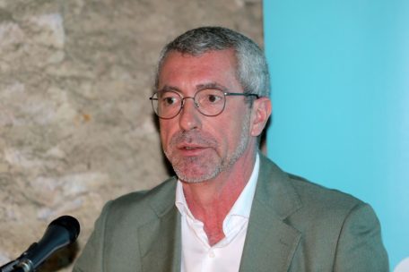 Frank Engel analysiert in einer Artikelreihe die internationale und die nationale Politik für das Tageblatt