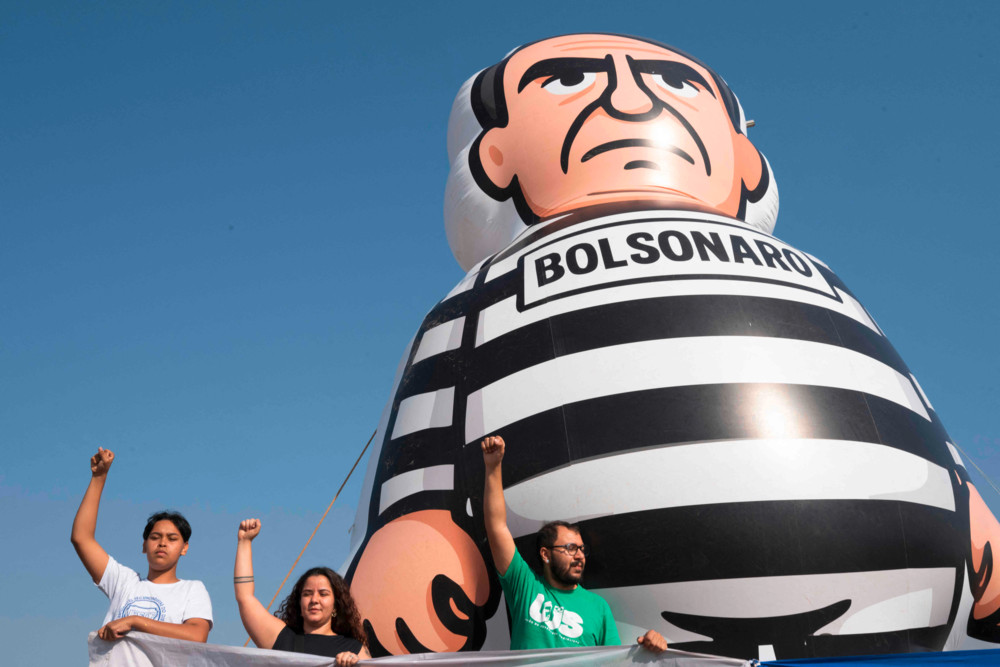 Brasilien / Ex-Präsident Bolsonaro: Rechtsextremer mit Unterstützung aus dem Weißen Haus