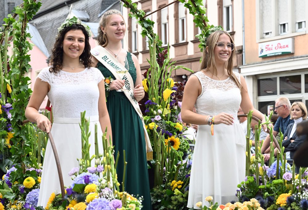 Bildergalerie / Ein Fest für die Krone: Am Wochenende fand das 75. Weinfest statt