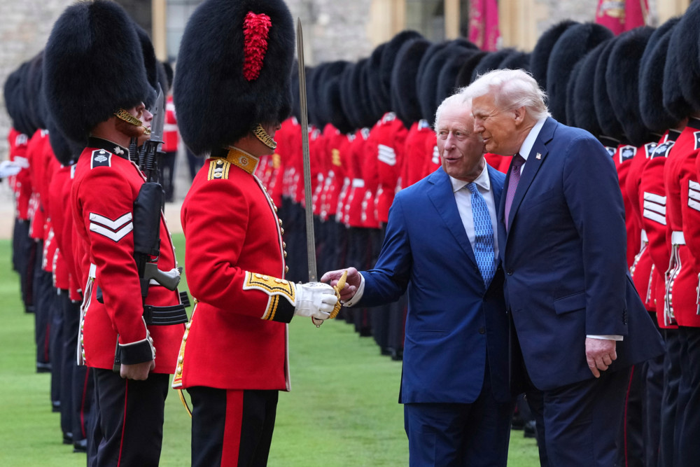 Großbritannien / König Charles III. lobt Trumps „persönliches Engagement“ für den Frieden