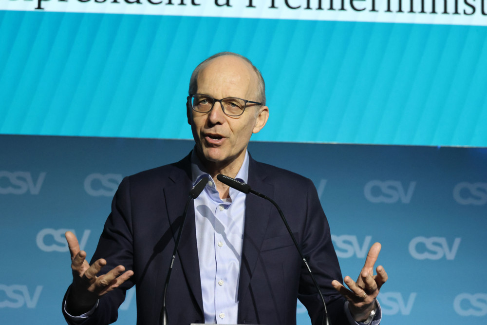 Medienbericht / Luc Frieden will Abtreibung in der Verfassung festschreiben – nicht als Recht, sondern als Freiheit