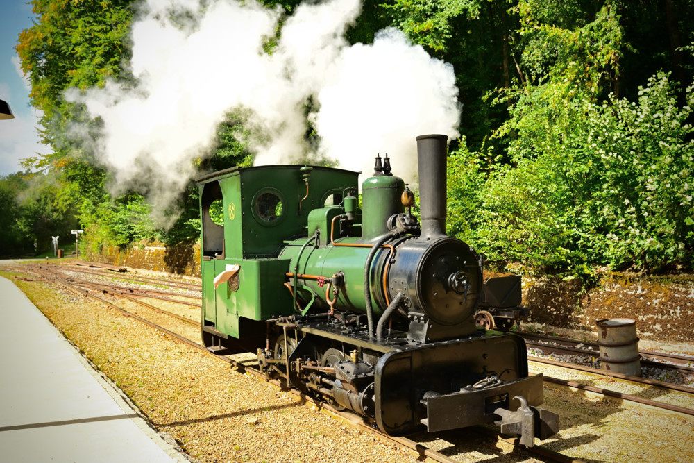 Krauss 4 dampft wieder / Nach langer Restaurierung feiert Luxemburgs älteste Dampflok ihr Comeback im Fond-de-Gras