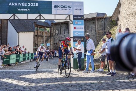 Tour de Luxembourg / 3. Etappe: Skjelmose triumphiert in Vianden und übernimmt das Leadertrikot