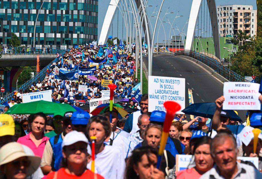 Rumänien / Höchstes Haushaltsdefizit der EU zwingt Bukarest zu harten Einschnitten – trotz verschärfter Spannungen