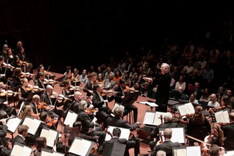 Das Luxembourg Philharmonic spielte unter der Leitung von Sir John Eliot Gardiner