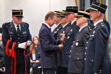 Luxemburg / Vor dem Thronwechsel: Großherzog Henri dankt der Feuerwehr mit einem besonderen Geschenk