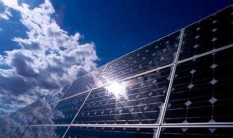 Analyse von außen / Saubere Energie ist trotz Trump notwendig 