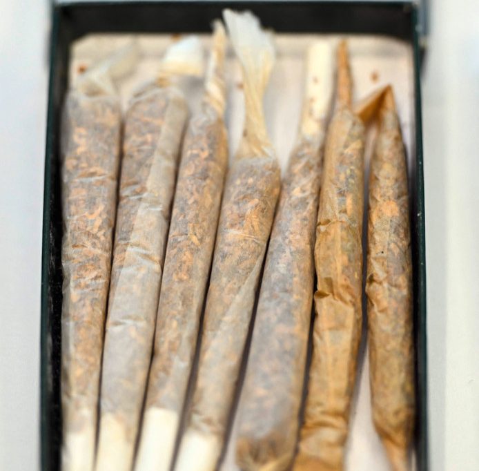 Deutschland / Cannabis-Legalisierung: Studie sieht kaum Handlungsbedarf, die Gesundheitsministerin aber schon