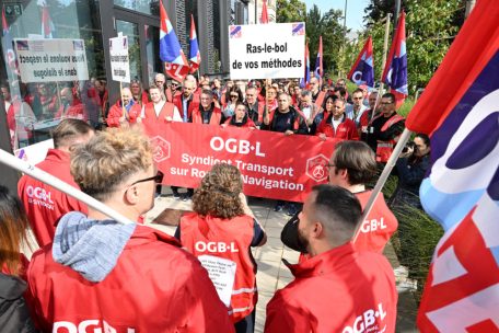 „Fadenscheinige Gründe“ / OGBL-Protestaktion vor CLdN: Unternehmen entlässt Personaldelegierten