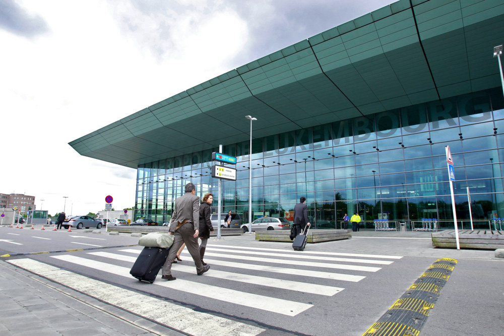 Grundsteinlegung / Findel bekommt ein neues, modernes Treibstofflager