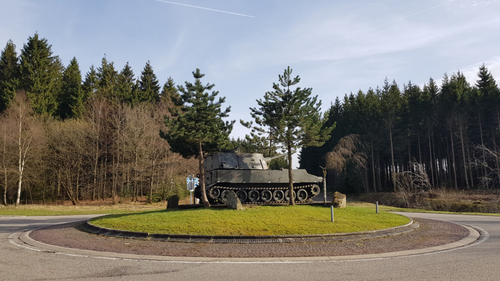 33 Kilometer vor Luxemburg / Drohnen über belgischer Militärbasis Elsenborn gesichtet