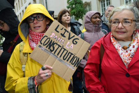 Kompromiss gefunden / Freiheit auf Schwangerschaftsabbruch soll in der Verfassung verankert werden