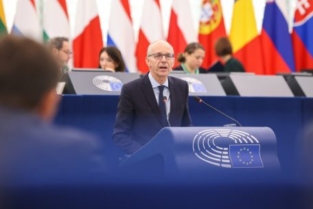 Rede im EU-Parlament / Premier Luc Frieden will einen „klaren Zeitplan“ für den EU-Beitritt weiterer Staaten