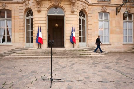 France / Les partis se préparent à de possibles élections anticipées