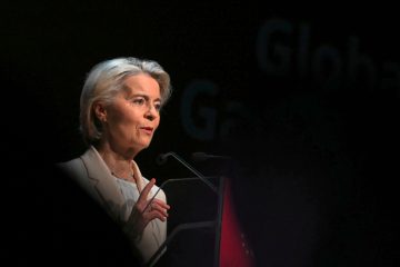 EU-Parlament / Misstrauensanträge gegen von der Leyen scheitern