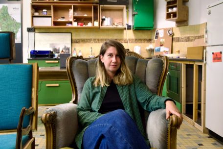 Arbeitet mit Ton: Dijana Engelmann