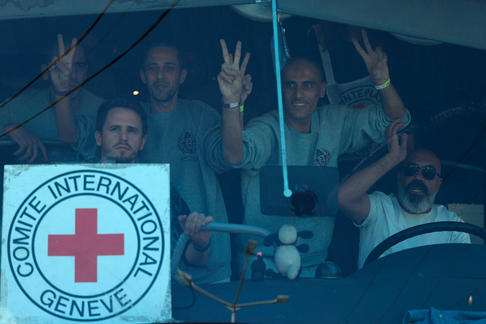 Nahost / Israel beginnt mit Freilassung von Palästinensern – Hamas kündigt Fortsetzung des Kampfes gegen Israel an