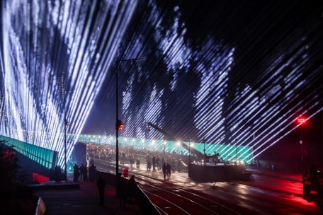 Forum von Guy Rewenig / King of Kitsch – Nachbemerkungen zum surrealen Thronbesteigungsrummel