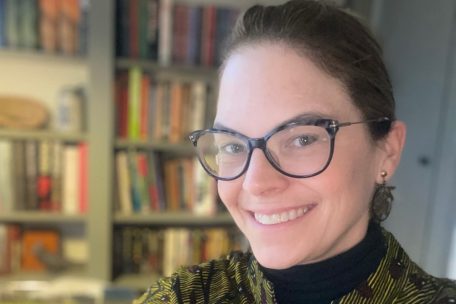 Suzanna Tamminen, directrice et rédactrice en chef chez Wesleyan University Press, a travaillé avec Pierre Joris sur trois livres