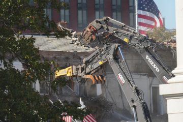 USA / Trump lässt fast kompletten Ostflügel von Weißem Haus abreißen – Kritik von Denkmalschutz